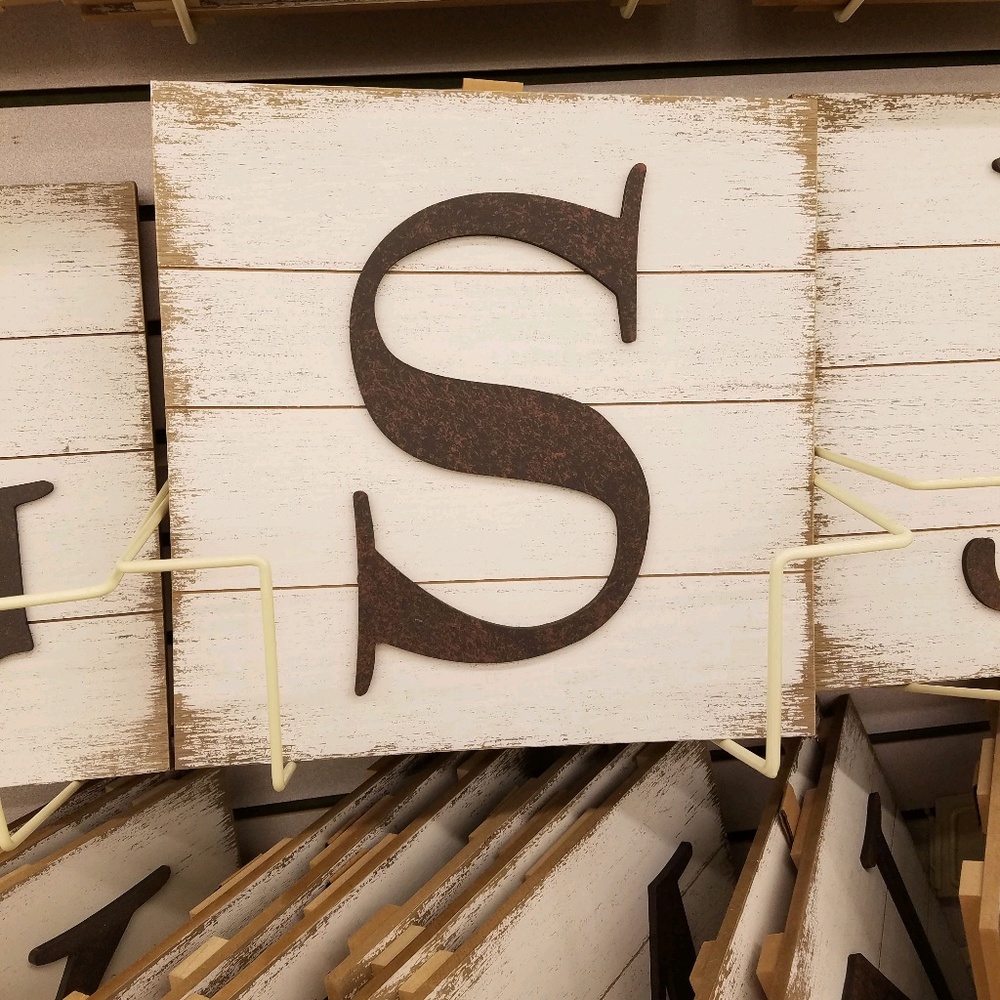 Meet your Posher, Gretchen